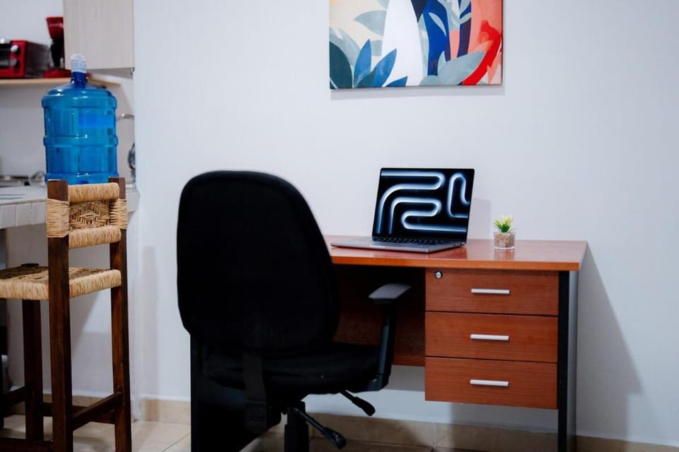 5 Private Suite - Saybe Theater - 105 Brigada - Insurance Apartment in San Pedro Sula