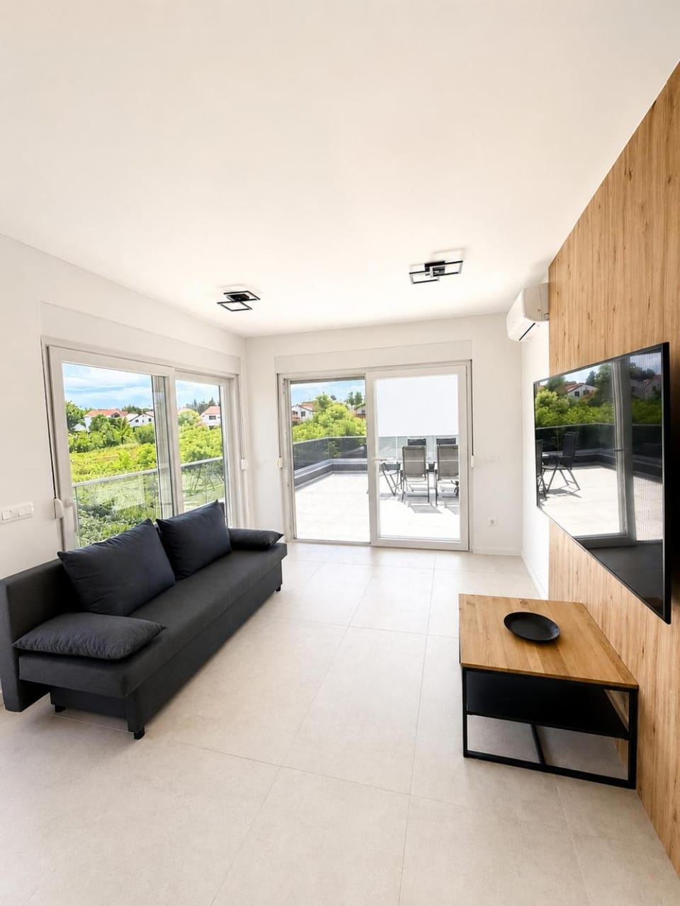 TV and multimedia, Living room