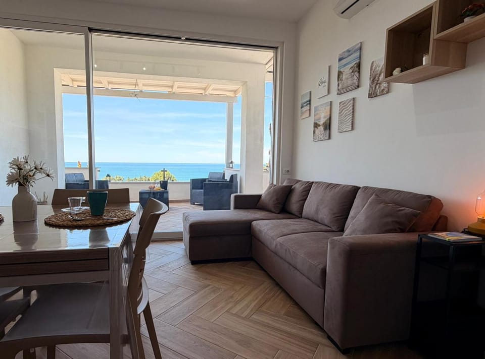 Circe Casa Vacanze House in San Menaio