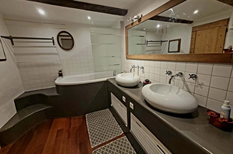Chambre paisible avec jardin Vacation rental in Avignon