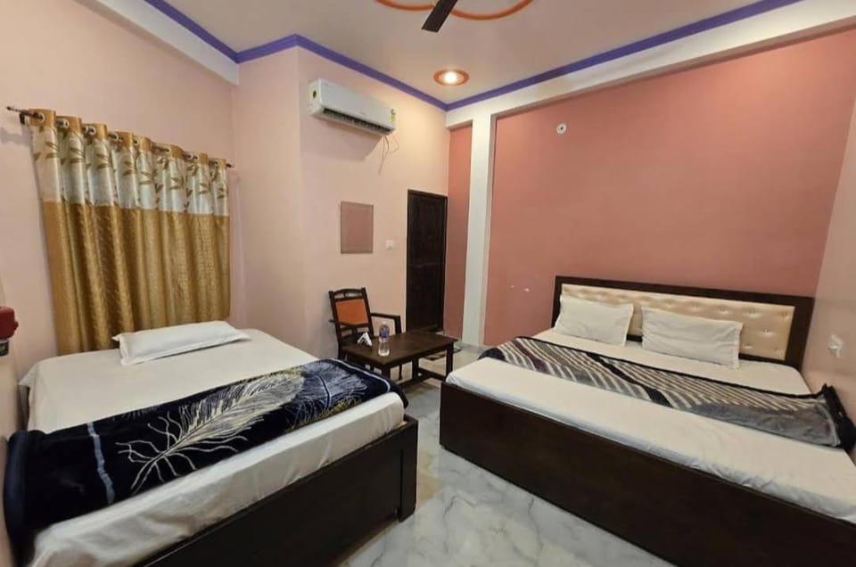 Awadh dham guest house Vacation rental in Uttar Pradesh