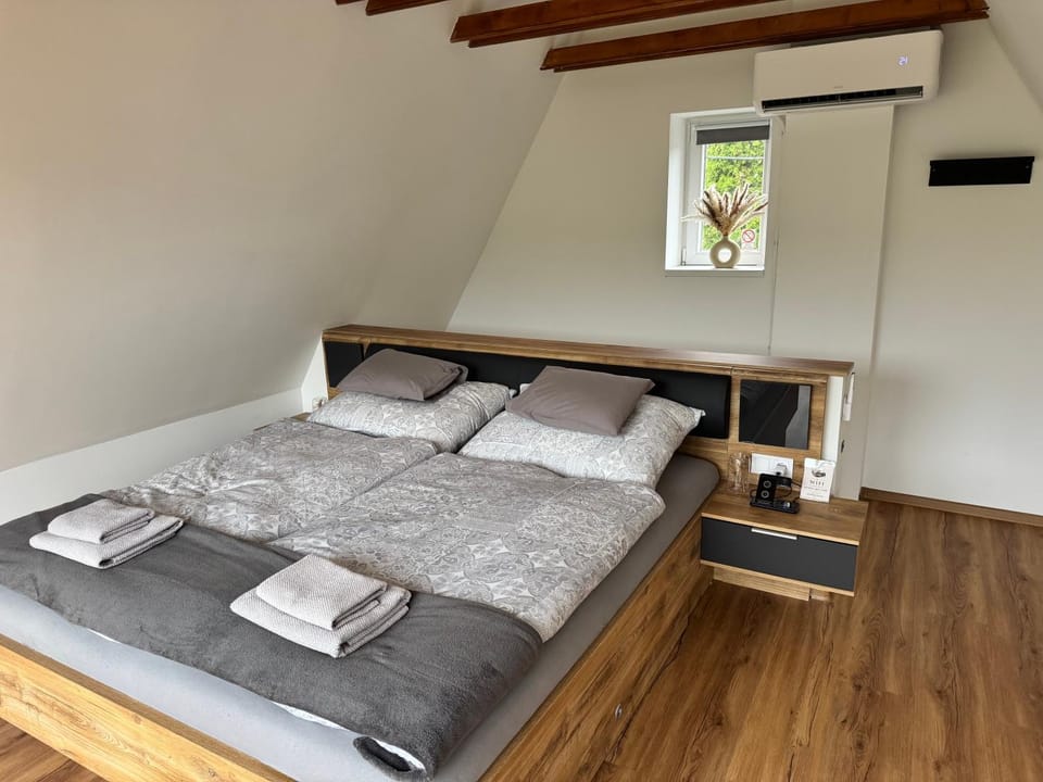 Rejtek Panoráma House in Hungary