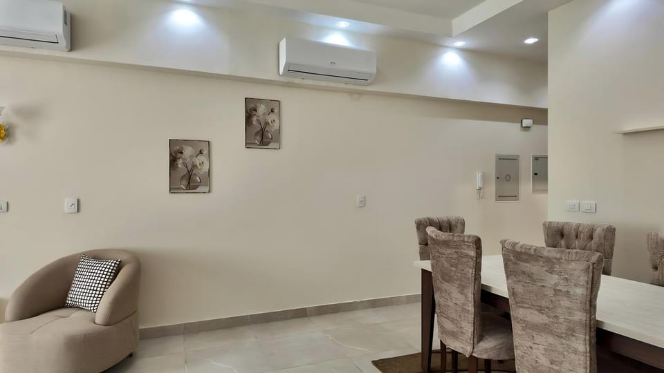 Living room, Seating area, Dining area, air conditioner