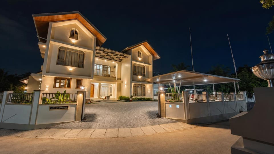 Property building, Night