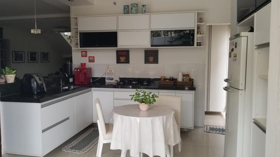 confortável suite privativa na zona Sul Vacation rental in Ribeirão Preto