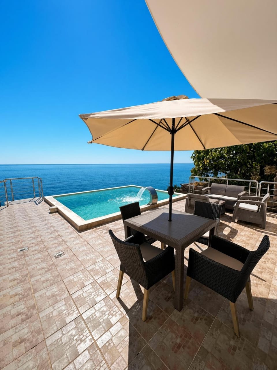 Balcony/Terrace, Pool view