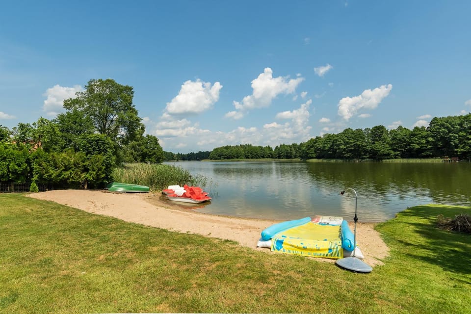 Beach, Lake view