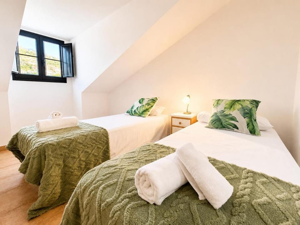 R2R- Apartamentos Rosa de los Vientos Cudillero - Sotavento 306C4 Apartment in Cudillero