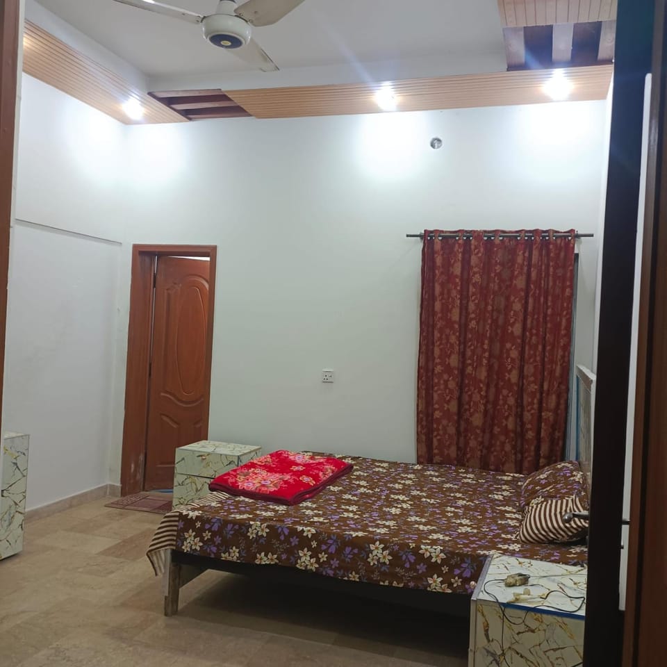 Luxury and Convenience Apartment in Lahore