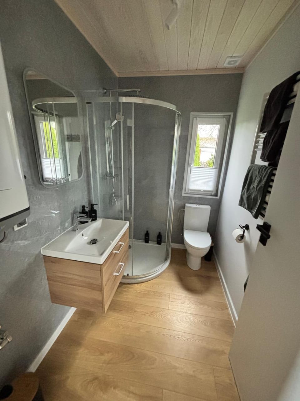 Shower, Bathroom