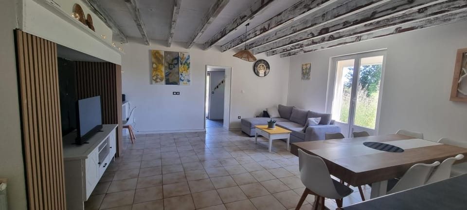Maison à la campagne tout équipée House in Occitanie