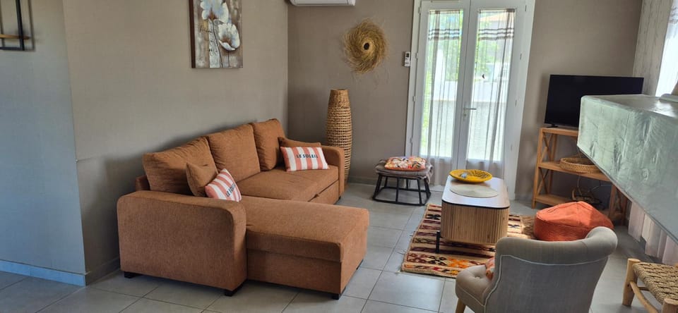 Maison Familiale Grau d'Agde, 800m plage, parking, clim Villa in Agde