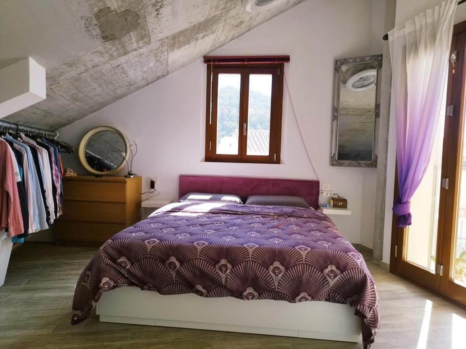 Altozano Room Loft Apartment in Malaga