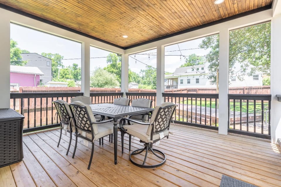 The Northview Nook- Dog-Friendly Nashville Retreat House in East Nashville