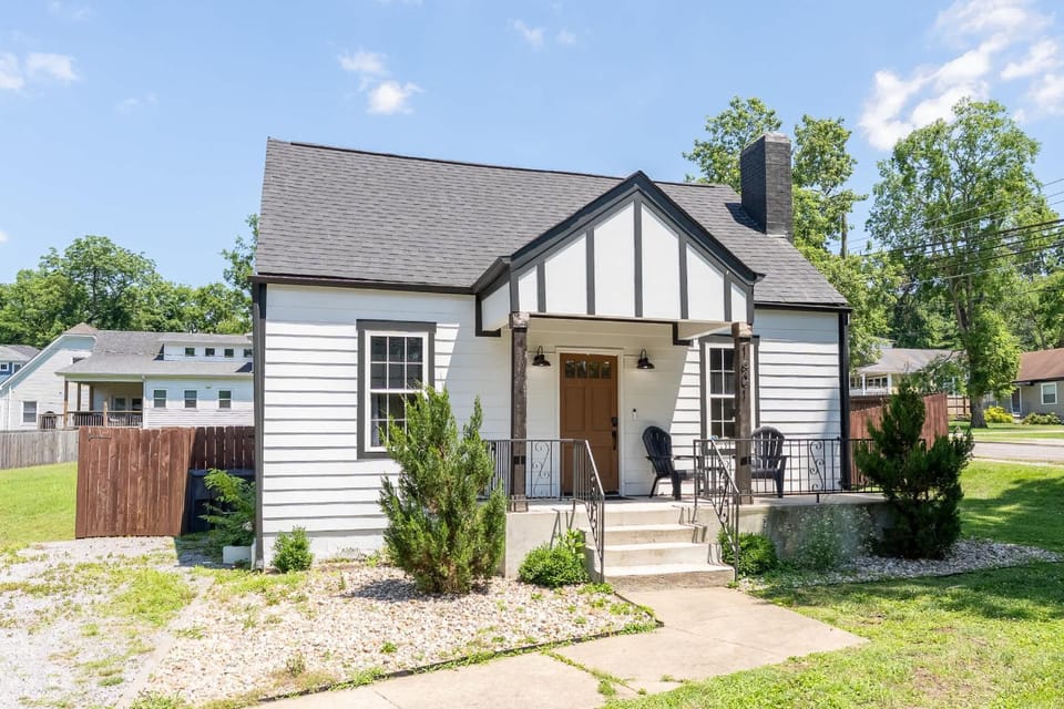 The Northview Nook- Dog-Friendly Nashville Retreat House in East Nashville