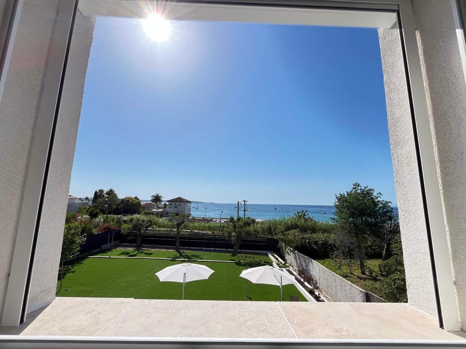 Beach, Garden view, Sea view