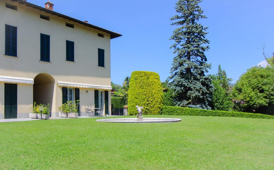 Property building, Garden