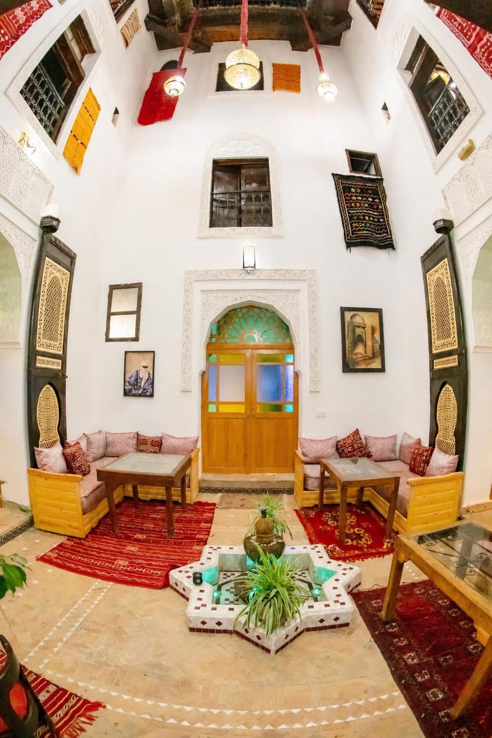Living room, Seating area