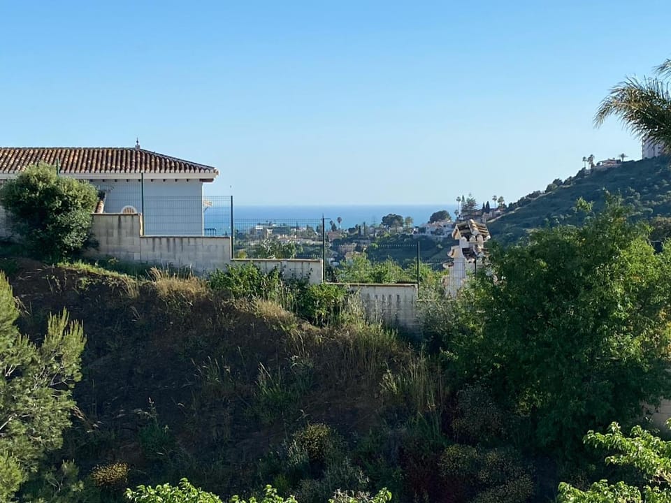 Apartamento con piscina y terraza en Arenal Golf Apartment in Benalmadena