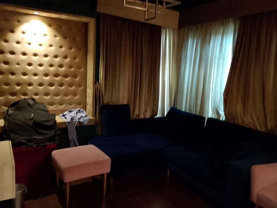 Moon Palace Hotel Bed and Breakfast in Karachi