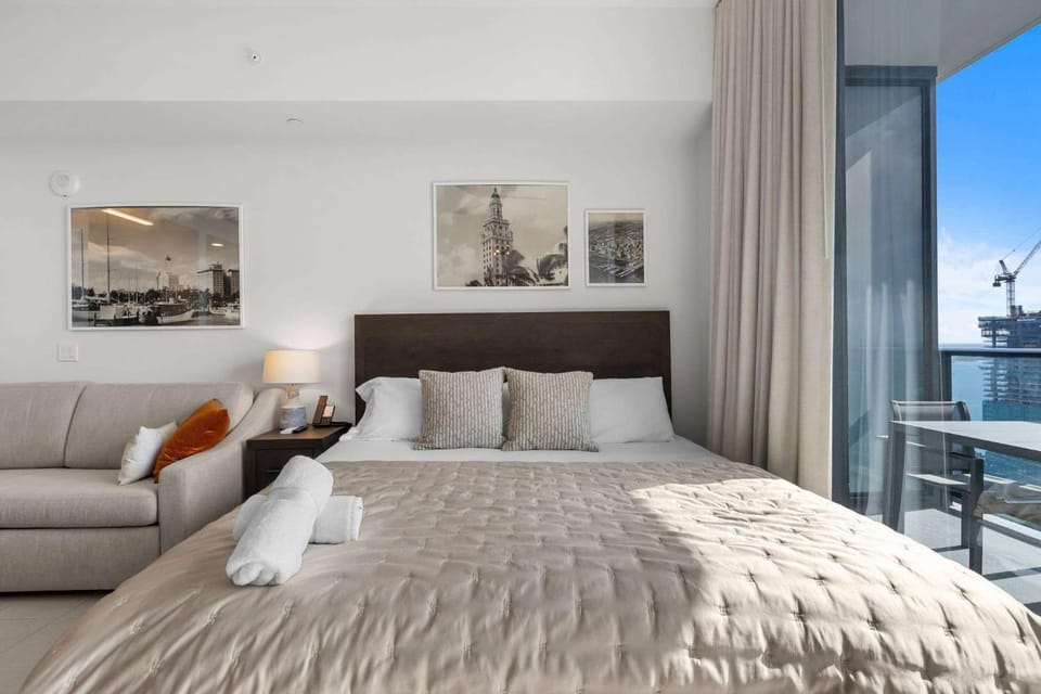 Bed, View (from property/room), Bedroom
