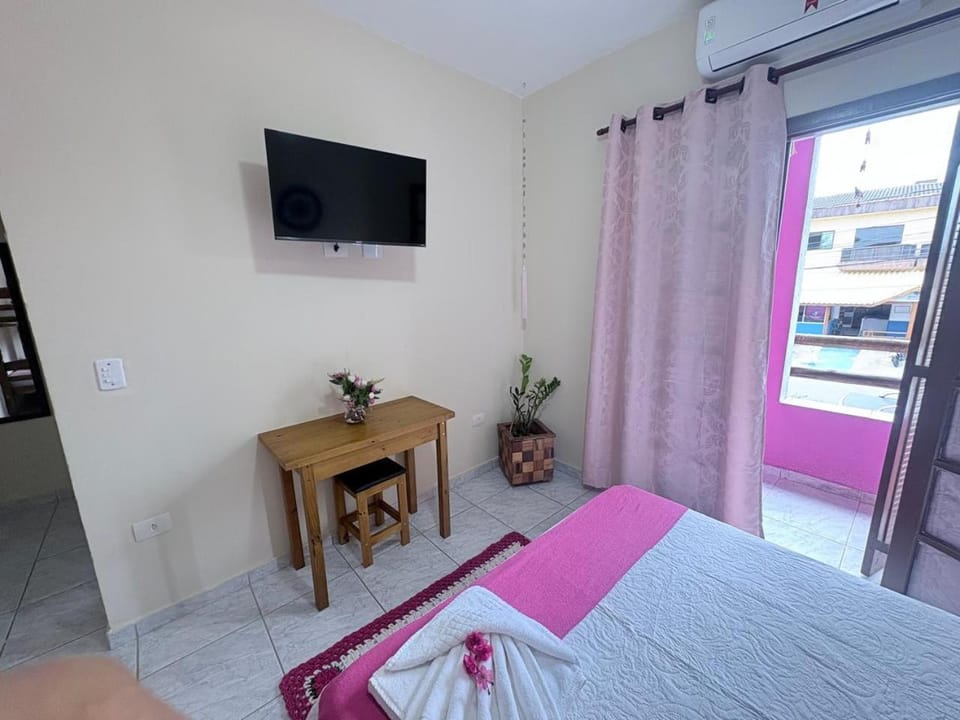 Casa Carol Vans Apartment in Peruíbe