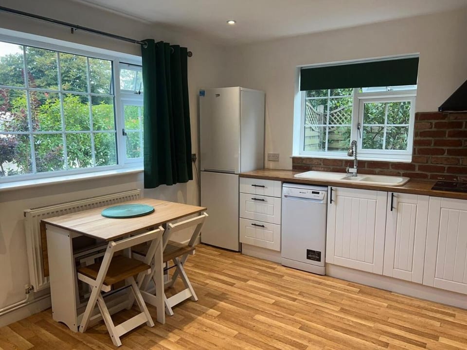 Brodies Nook Apartment in Rother District