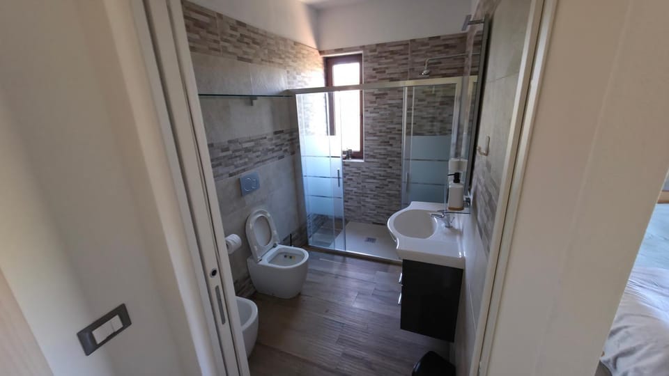 Shower, Toilet, Bathroom, bidet