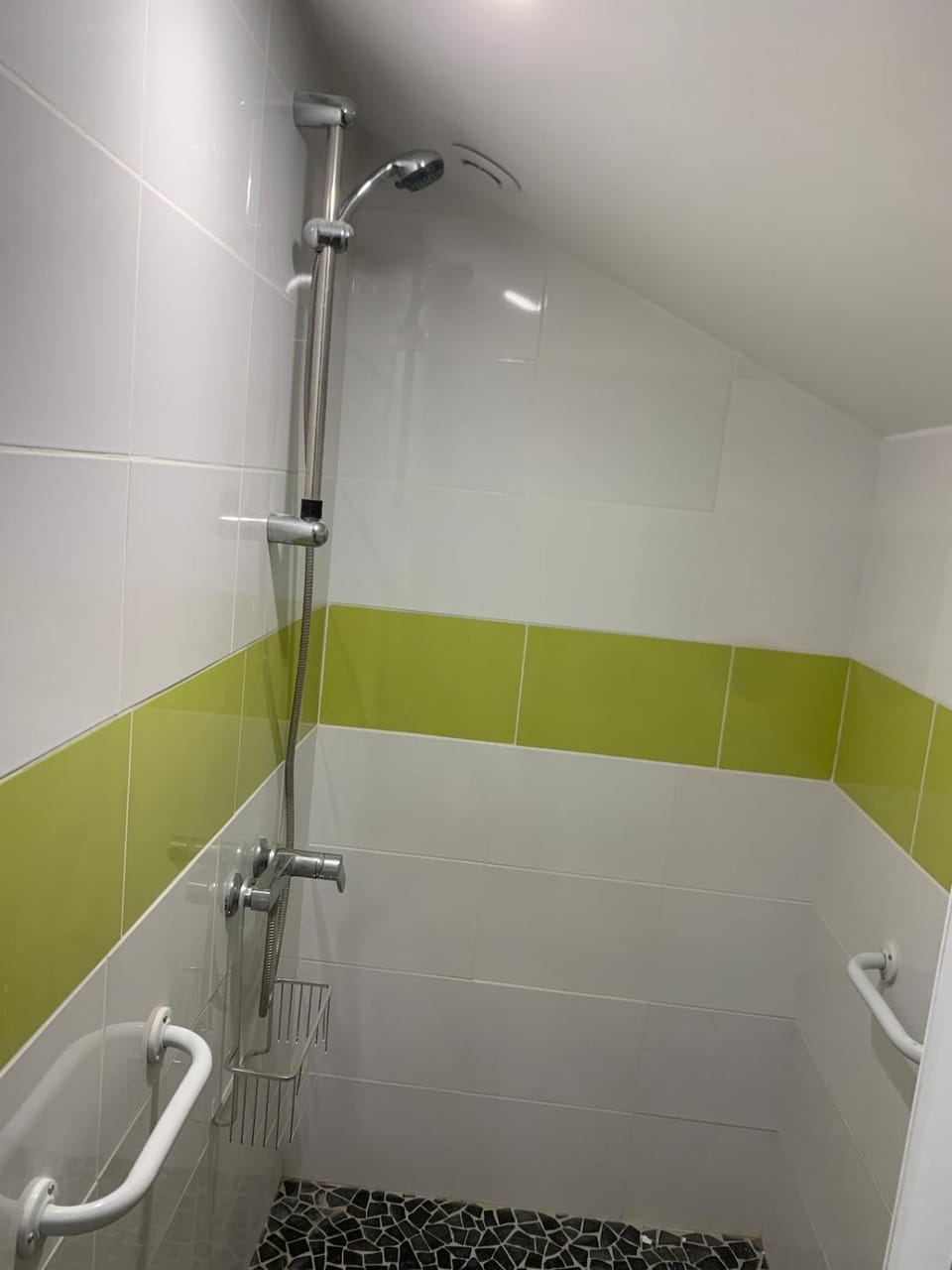 Studio en Bord de Loire avec terrasse privative Apartment in Gennes-Val-de-Loire