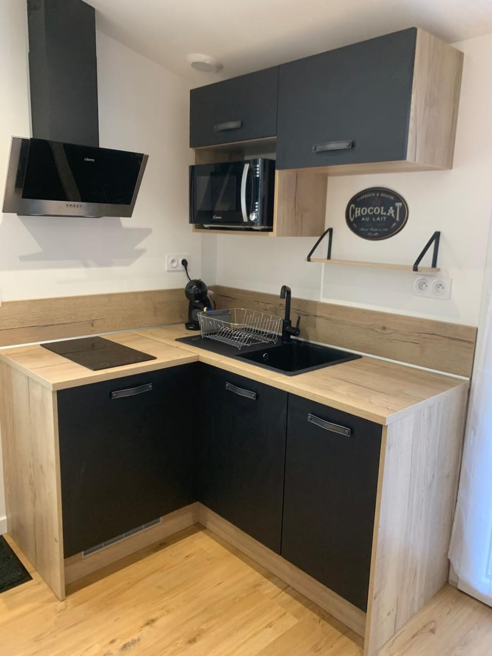 Studio en Bord de Loire avec terrasse privative Apartment in Gennes-Val-de-Loire