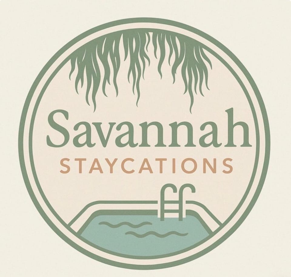 Fantastic Downtown Condo With Shared Pool! House in Savannah