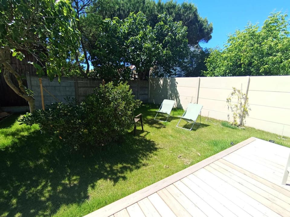 Résidence 250-soulac Sur Mer - 250 – Maison cosy avec jardin clos, proche centre, tout à pied MAE-2473 Villa in Soulac-sur-Mer