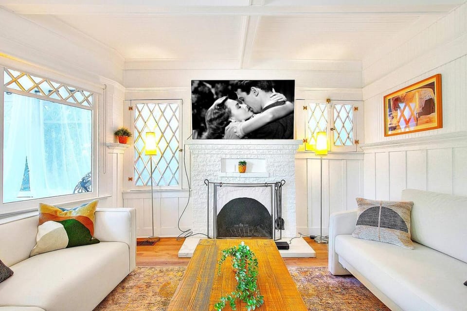 Heavenly Retreat 2 Minutes Walk To Beach! Villa in Venice Beach