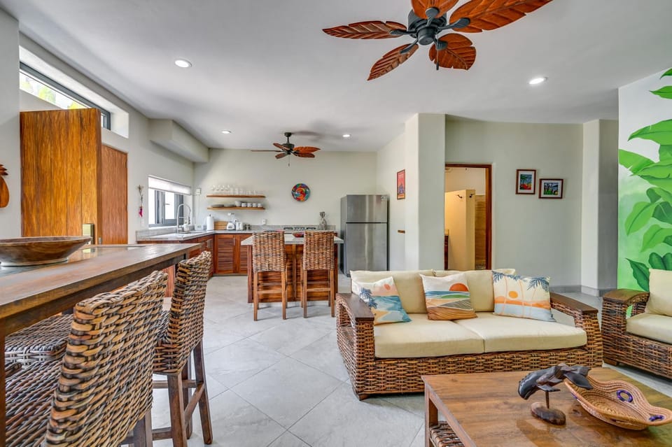 Walk to Beach & Dining! Chic San Pancho Casita House in San Francisco, Nayarit