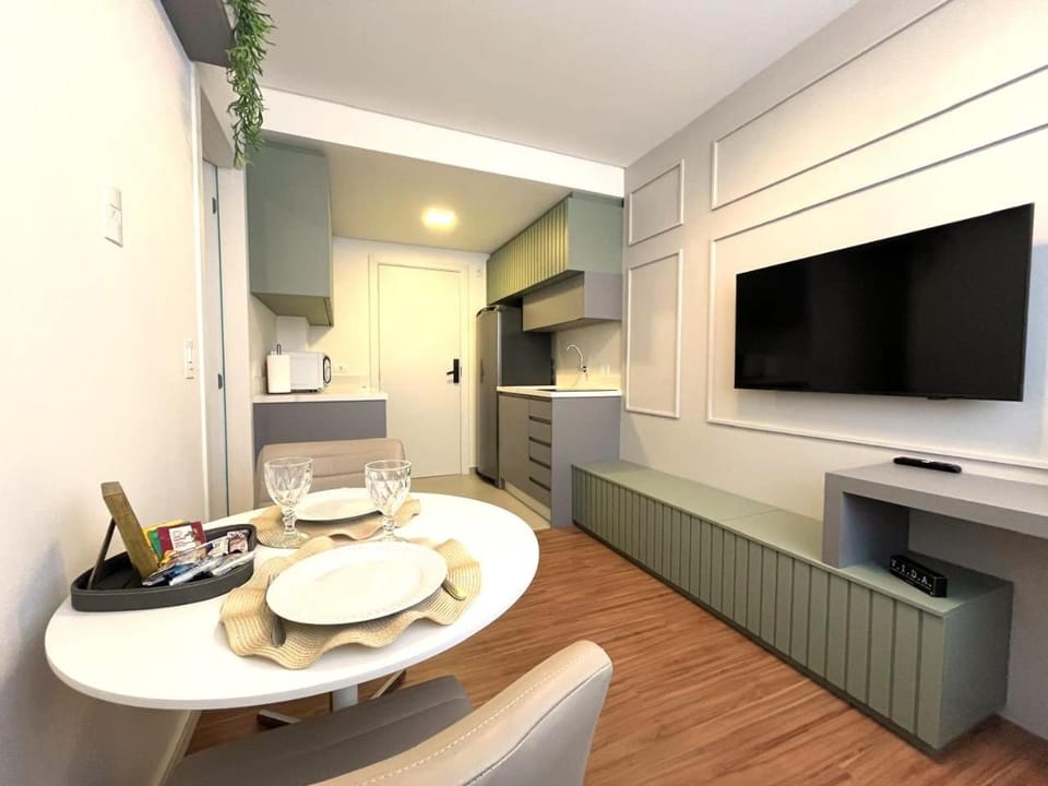 Kitchen or kitchenette, Living room, Meals, kitchen