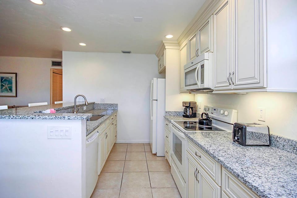 Sanibel Arms West A8/ House in Sanibel Island