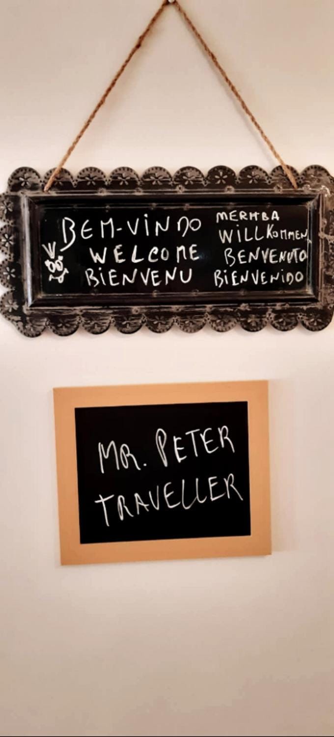 Decorative detail, Text overlay