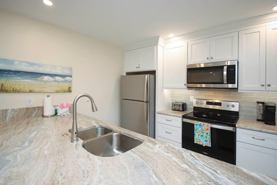 Sanibel Arms West H2 House in Sanibel Island