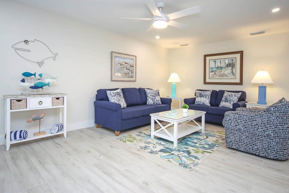 Sanibel Arms West J2 House in Sanibel Island