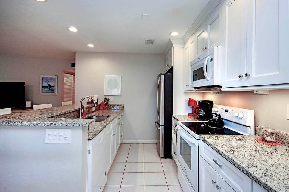 Sanibel Arms West H6 House in Sanibel Island