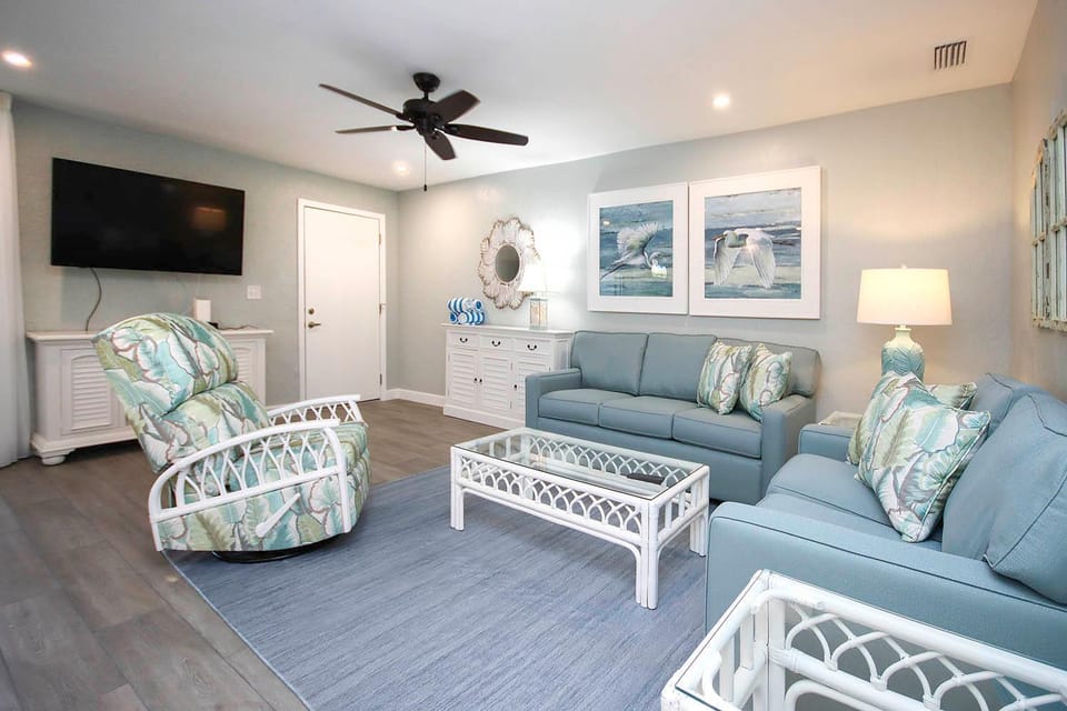 Sanibel Arms West L2 House in Sanibel Island