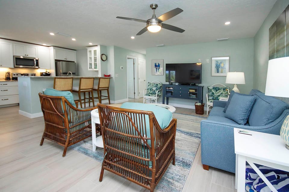 Sanibel Arms West M1 House in Sanibel Island