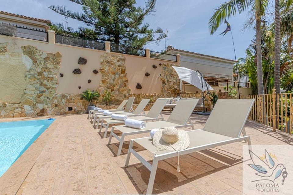 Villa Máxima Privacidad y Lujo con vistas al mar Villa in Torremolinos