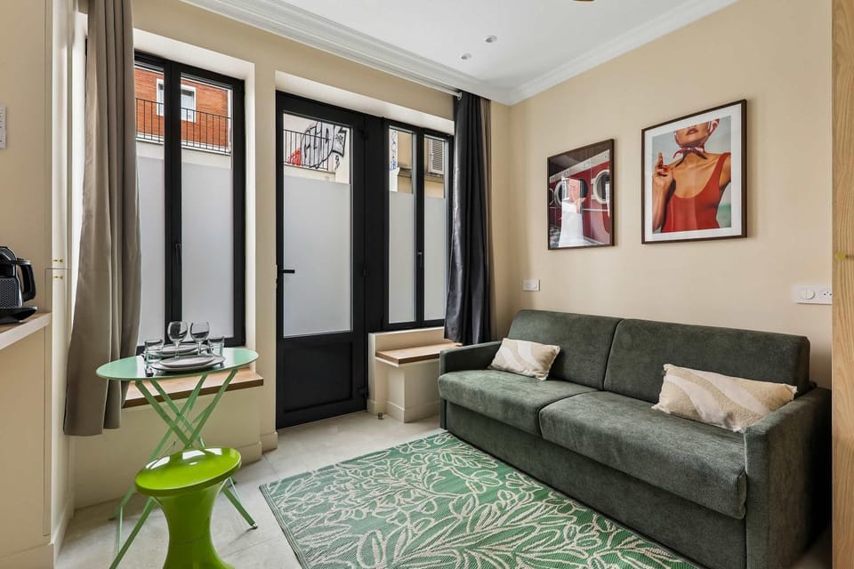 Charming Studio 2P near Marais-Bastille Apartment in Paris