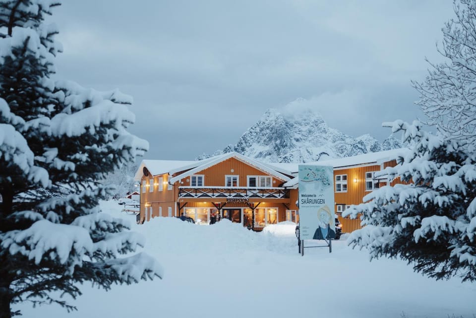 Property building, Natural landscape, Winter