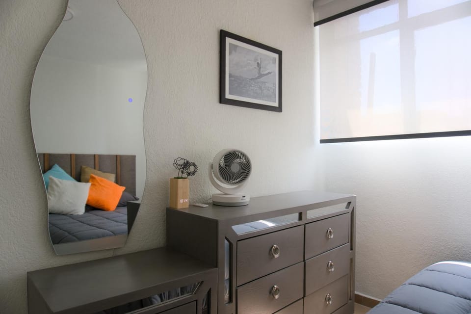 Photo of the whole room, Bedroom