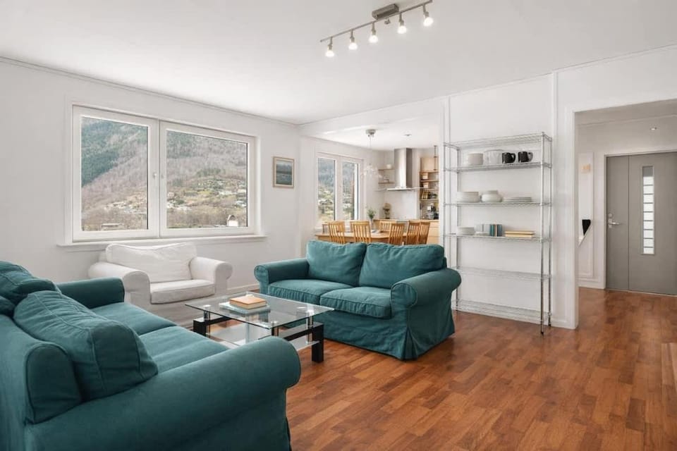 Great Views of Fjord & Mountains Balcony Central Apartment in Vestland