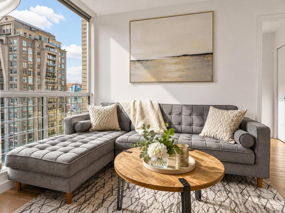 2BR Vancouver City Stay Minutes from FIFA 2026 at BC Place Apartment in Vancouver