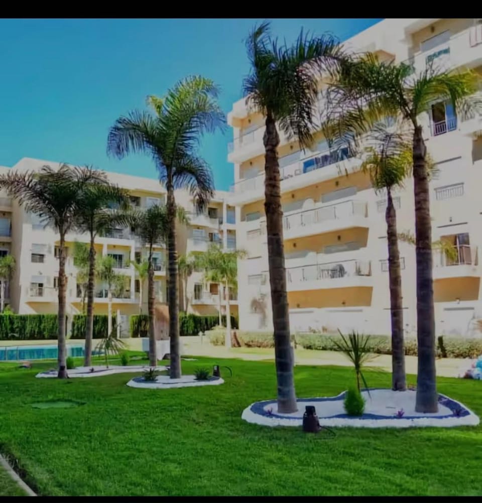 Property building, Natural landscape, Garden, Garden view