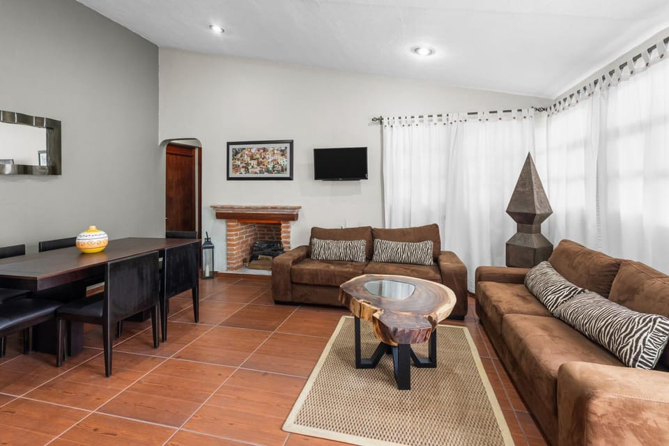 Style and Adventure in SMA Family Home Villa in San Miguel de Allende